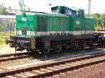 Bauzug mit der Diesellok der Baureihe 106 der ITL im Bahnhof Lbbenau