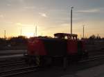 9880 3346 603-4 D-EBS steht am 29.10.13 in Plauen/V. oberer Bahnhof beim Sonnenuntergang. 