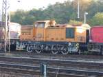 106 067 der Eisenbahnfreunde Belzig steht am 29.10.05 in belzig und wartet zusammen mit anderen loks auf bessere zeiten.