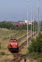 Die 347 079-0  Mwe 2  in Sassnitz/Mukran auf dem Weg zum Fhrterminal.