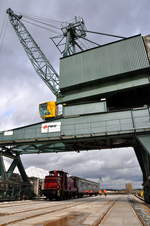 260 588-9 in Godorf Hafen am 19.03.2017 mit einem Sonderzug zum 35 Jubiläum der Köln-Bonner Eisenbahn-Freunde.