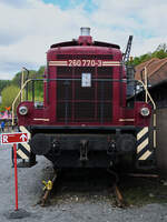 Mitte April 2024 war anlässlich der Museumstage im Bochumer Eisenbahnmuseum die 1960 gebaute Rangierlokomotive 260 770-3 zu sehen.