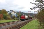 260 109 mit Fotogterzug am 17.10.2009 bei der Einfahrt in Sarnau. Sarnau hat als Besonderheit nur Signale die Hp0 und Hp1 zeigen knnen. Leider war hier der Gterzug 5 Minuten vor Plan unterwegs, sodass ich nicht mehr den Idealen Fotostandpunkt erreichen konnte, da ich berascht wurde.