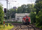 Ein Nachschuss von der  362 939-1 und 265 011-7 beide von DB und kammen als Lokzug aus  Mönchengladbach-Hbf nach Aachen-Hbf und kommen aus Richtung