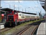 Nachdem die 103 184 aus Warnemnde nach Rostock hbf zurckgefahren kam schob die 362 941 das Gespann in die Abstellung des Rostocker Hbf.