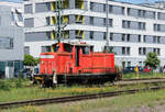 Nach dem Betanken an der Tankstelle am Saarbr�cker Hauptbahnhof rollt  362 941-7 zur�ck zum Rangierbahnhof. (26.05.2026)