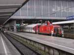 362 845 rangiert mit Alex Wagen am 12.12.2007 in Mnchen Hbf.