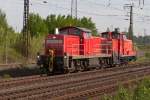 294 748-9 als LZ verlt am 30.04.2012 den Bahnhof Grokorbetha in Richtung Weienfels. Im Schlepp 362 568-8