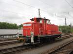 363 666-9 steht am 9.8.07 im Gleisfeld des HBf Karlsruhe