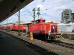 363 650 mit Rangierer am 21.08.08 im Hbf Hannover.