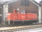 363 664-4  an der Steckdose  wartet am 25.03.05 im Schweriner Bahnhof auf neue Aufgaben.