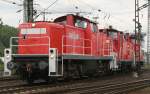 290 516 mit 363 437 und 362 540 am 10.8.10 in Kln Gremberg