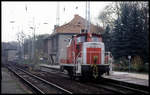 364 rangiert hier am 26.10.1996 im Bahnhof Arnstadt.