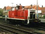 365 696-4 auf Mnster Hauptbahnhof am 28-10-2000.