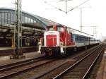 V60 365 435-7 auf Oldenburg Hauptbahnhof am 7-4-2001.