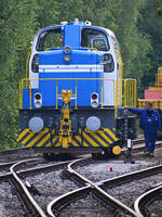  Abfahrtkontrolle  an der Krauss Maffei M 800BB des K&S Werkes Zielitz (Lok 4), so gesehen Anfang August 2021 in Hattingen.