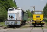 Henschel DH240 und SKL Arbeitstriebzug der Eisenbahnfreunde Grenzland am 26.4.2011 in Wahlheim b. Aachen.