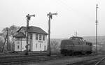 V 31 (ex DB 280 010) trifft als Lz im DB-Bahnhof Heimboldshausen ein (3.4.1981).