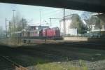 21.04.2008 in Peine: V45 211 schiebt den Asse-Bummler nach