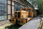 LKM 252365 der Bauart V 10 B am 09.06.2012 beim Sozialverein  Die Brücke  in Blankenburg.