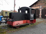 Die mit Kö 0229 beschriftete ex Kö 0110 der Eisenbahnfreunde Kraichgau am 29.03.2009 vor dem Lokschuppen des Vereins gegenüber dem Bf.