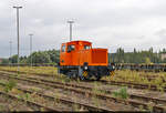 Beim 32. Verkehrshistorischen Wochenende tourte 312 167-0 (102 167-4) mit Führerstandsmitfahrten durch das weitläufige Gelände des Lokschuppens und Güterbahnhofs Aschersleben. Beobachtet wurde das frisch aufgearbeitete Exponat (30.8.2022) vom Rand der Gleise.

🧰 Salzland Rail Service GmbH (SRS)
🕓 11.9.2022 | 13:49 Uhr