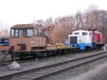 Fahrzeuge der ehemaligen Deutschen Reichsbahn in Neubrandenburg am 18.03.2009 ,  SKL , V 22 , und V 60