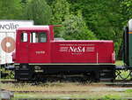 Die V22 519 der NeSA (Neckar-Schwarzwald-Alb GmbH) abgestellt im Bahnhof Rottweil am 14.05.2011