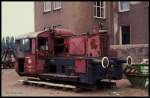 Bei einem Schrotthandel im Hafen Osnabrück entdeckte ich am 15.6.1990 diese Köf II  mit der Nummer 322521 ex BW Weiden.