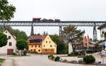 323 593 mit dem G 1002 (F�tzen - Zollhaus-Blumberg) auf dem Epfenhofener Viadukt 22.8.26