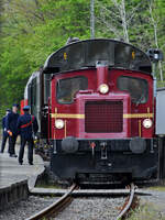 Die 1966 bei Orenstein & Koppel gebaute Diesellokomotive 332 306-0 wurde im Pendelverkehr zwischen dem Eisenbahnmuseum Bochum und der Haltestelle in Dahlhausen eingesetzt. (April 2026)