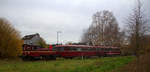 332-3 der ZLSM kommt mit einem Schinenbus von der ZLSM aus Simpelveld(NL) nach Kerkrade(NL) und fährt in  Spekholzerheide-Kerkrade(NL) über die Straße.