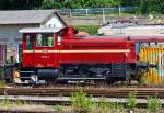 Die 332 901-8 der RE (Rheinische Eisenbahn GmbH) eine Tochtergesellschaft der Eifelbahn Verkehrsgesellschaft mbH (EVG), ex RAR V 240.01  Kamila , ex DB 332 901-8, ex DB Köf 11 063, abgestellt am