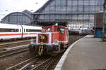 12.2.1994 - DB BR 335 251 im Hbf Bremen (Bild vom Dia)