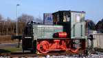 Am 30.01.2011 in Lage an der Zuckerfabrik Pfeiffer & Langen bei herrlichem Sonnenschein fotografiert: Die ehemalige Werklok Deutz 57819 aus dem Jahr 1965.