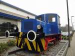 Deutz Rangierlok als Denkmal an der Oberhausener Modellbahnwelt am 28.7.2011