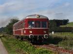 Der Esslinger Triebwagen der Chiemgauer Lokalbahn am 12.09.2010 unterwegs bei Bad Endorf.