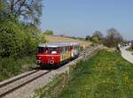 Der MAN VT 26 als RB nach Mühldorf am 20.04.2019 unterwegs bei Eggenfelden.