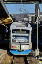 Der Dieseltriebzug VT 104 Mitte Februar 2021 am Hauptbahnhof Wuppertal.