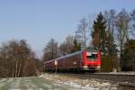 611 021 und 611 041 sind als IRE von Basel nach Ulm unterwegs, bei Friedrichshafen-Fischbach, 03.01.11