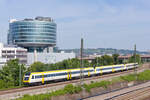 Dreifachtraktion 612 als IRE Stuttgart-Tübingen/Rottenburg/Aulendorf am 03.07.2021 am Eszetsteg in Stuttgart.