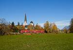 Regioswinger 612 578  Markt Oberstaufen  fährt in den Bahnhof Fischen im Allgäu ein (19.10.2022)