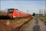612 046/546 und 612 045/545 fahren bei Wickede (Ruhr) als RE17 (RE 3911)  Sauerland-Express  nach Kassel-Wilhelmshhe.