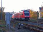 Hier die Herbstliche Einfahrt von Hof Hbf von Norden her.