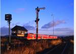 612 007 und 612 002 mit RE 3302 bei Gensingen Horrweiler, 04.10.2001.