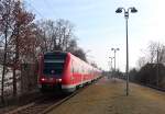 612 555 und 612 166 durchfahren am 01.03.2014 mit dem RE 3453 nach Dresden Hbf den Hp Zwickau-Pölbitz.