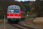 Nebenbahn Neunkirchen (am Sand) - Simmelsdorf-Httenbach: Die remotorisierte, mit TAV und neuen Tren ausgerstete Garnitur 614 067/068 bei Au.