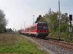 614 001-6/914 025-2/614 002-4 mit RB Nieuweschans-Leer auf Bahnhof Weener am 4-5-2006.