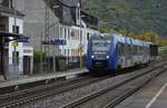 Der RE17 (Vlexx 622 918) ist am 16.10.2019 in Boppard-Bad Salzig auf dem Weg nach Koblenz Hbf.