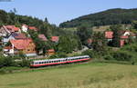 VT 411 und VS 250 als RB 22281 (Münsingen-Engstingen) bei Offenhausen 1.7.18